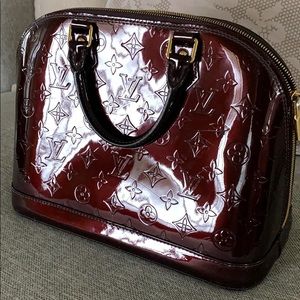 Louis Vuitton Alma PM Monogram Vernis leather